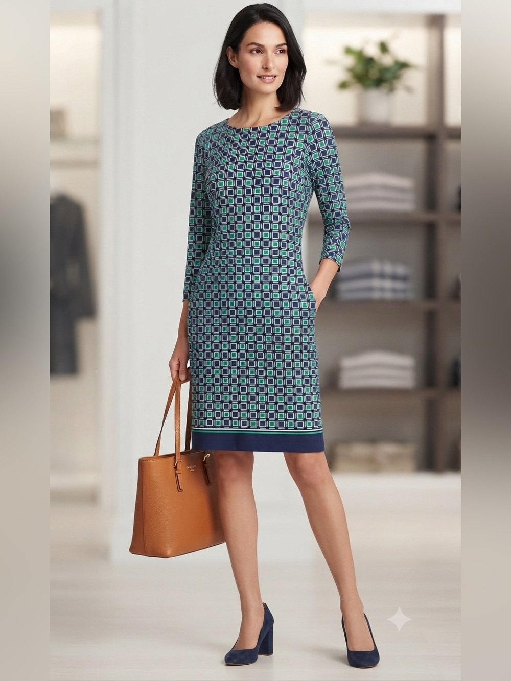 Talbots EUC Rayon Blend Shift Dress
Geometric pattern. Navy, green &
White sz 14